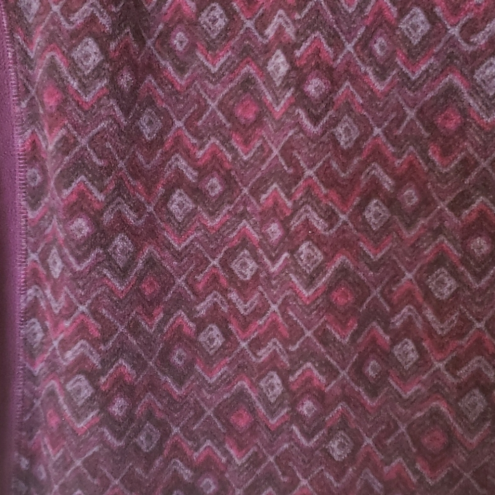 Fleece top - Picture 4 of 4